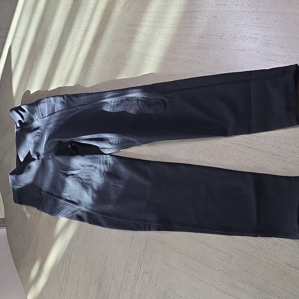 Woman's Leggings - Picture 6 of 9